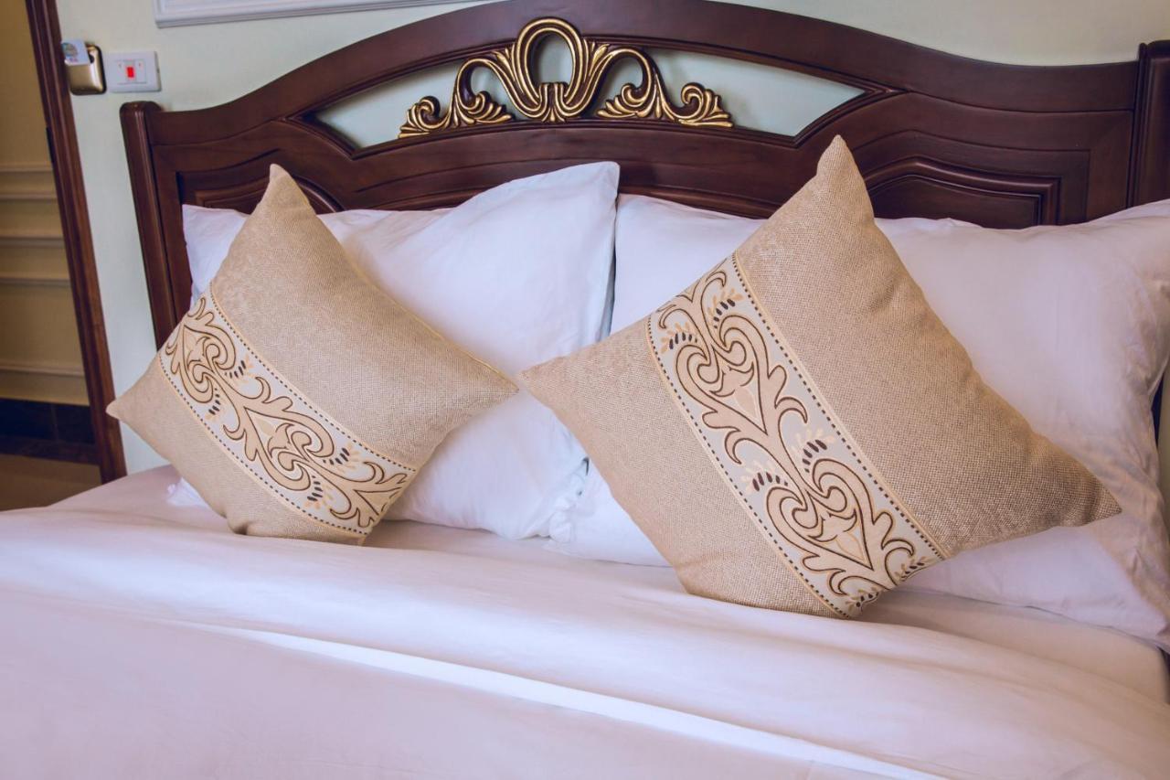 Thái Hà Luxury Hotel Cho Moi  Ngoại thất bức ảnh